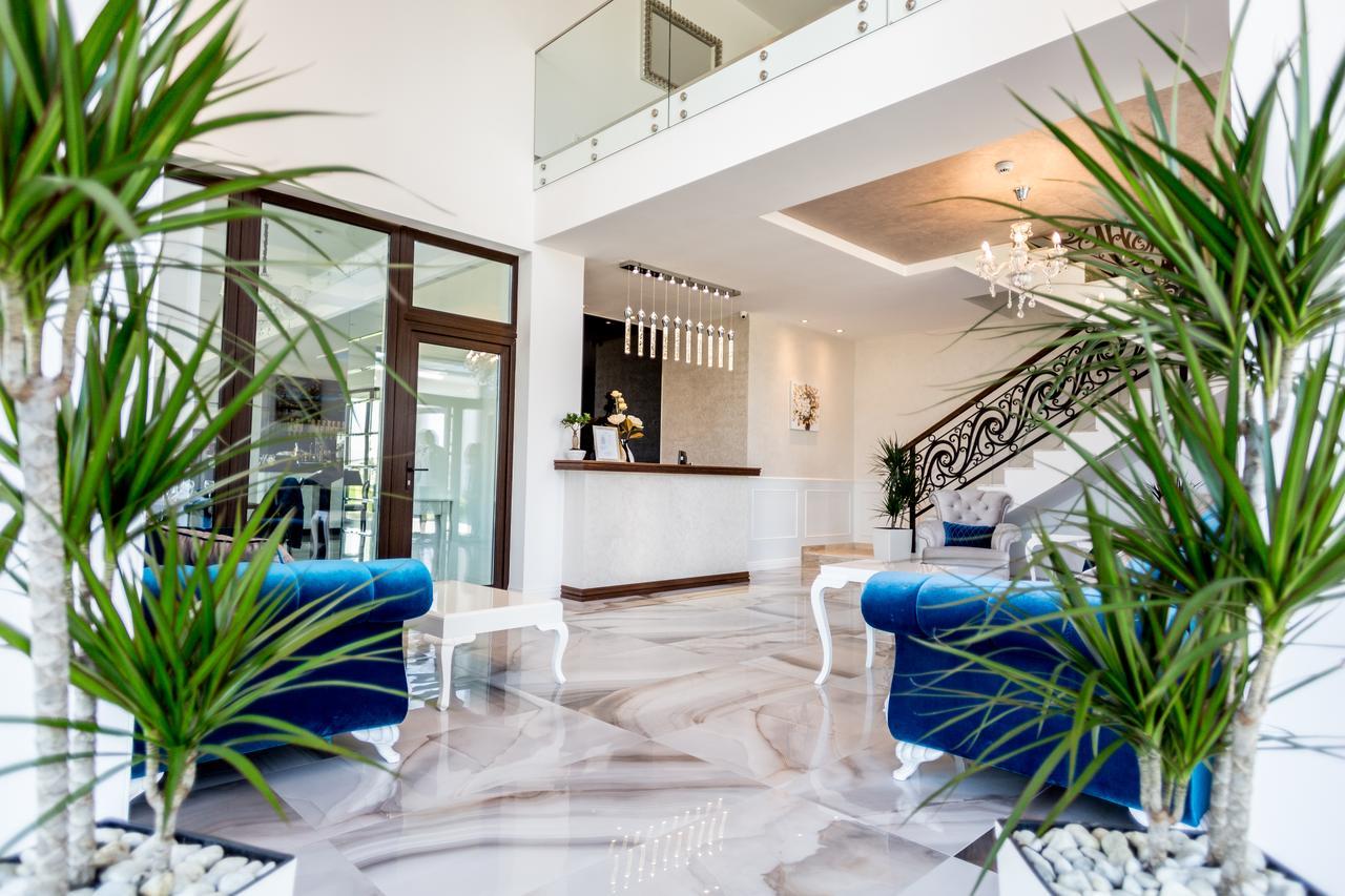 J'Adore Boutique Hotel ลูโกจ ภายนอก รูปภาพ