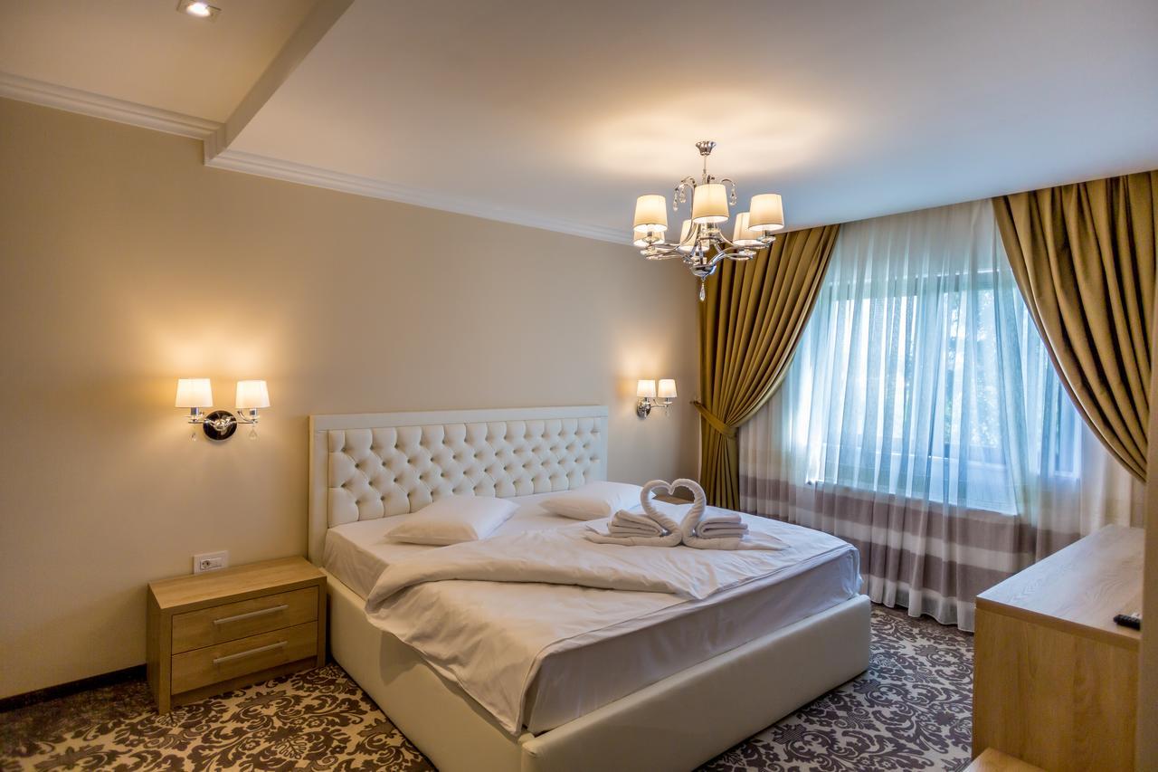 J'Adore Boutique Hotel ลูโกจ ภายนอก รูปภาพ